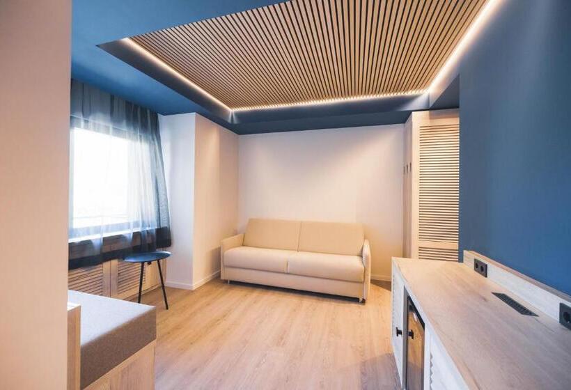 小型套房, The Oceans