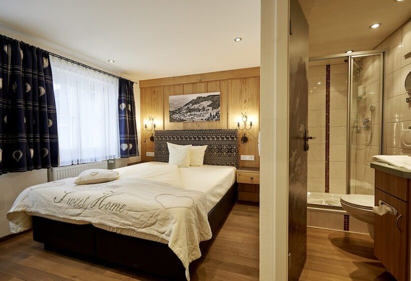 חדר אקונומי, Adler