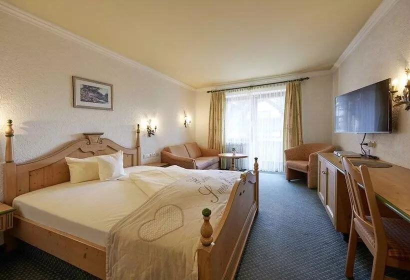 Standard-huone, Adler