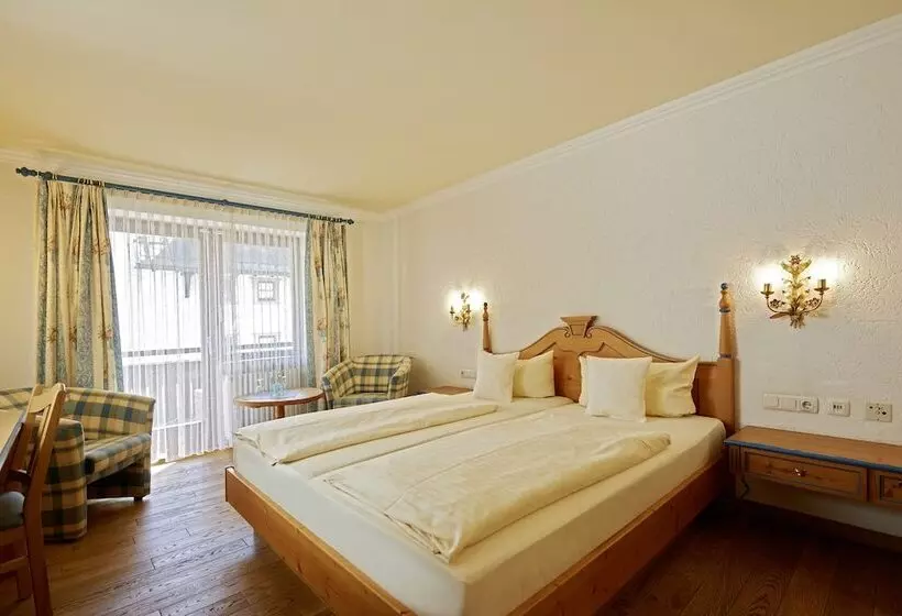 Standard-huone, Adler