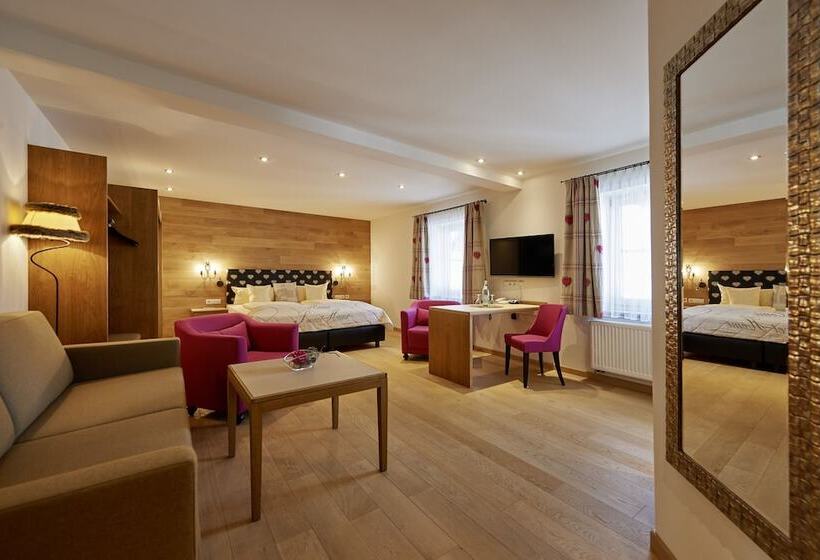 סוויטת ג'וניור, Adler