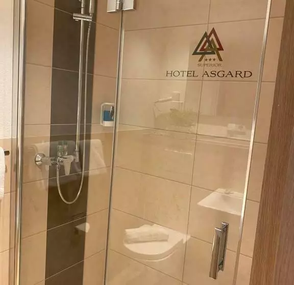 Quarto Estandar Individual, Asgard