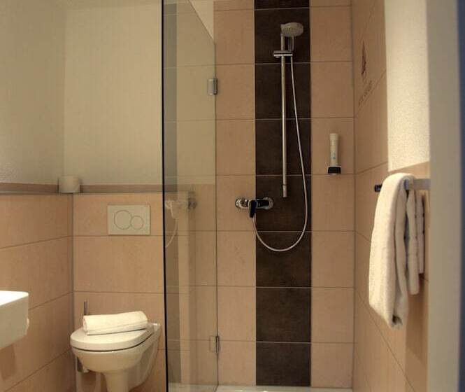 اتاق استاندارد یک نفره, Asgard