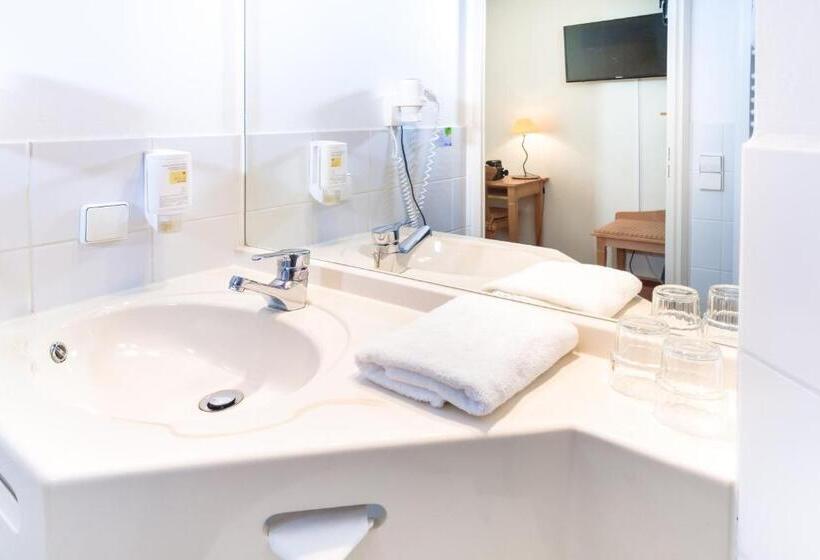 Номер Стандарт Трехместный, Leipzig City Nord By Campanile