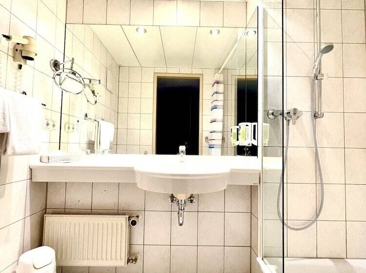 Номер Superior, Mercure Hotel Plaza Magdeburg