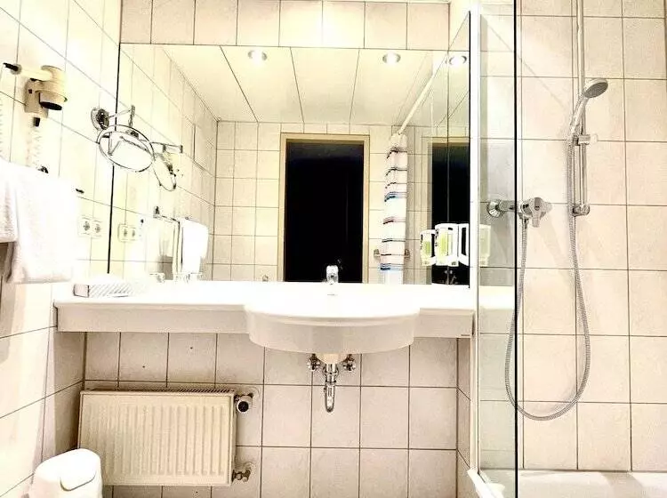 اتاق سوپریور, Mercure Hotel Plaza Magdeburg