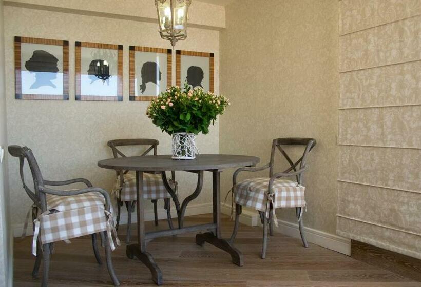 סוויטת פנטהאוז, Aquila Porto Rethymno