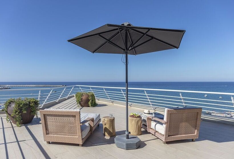 סוויטת פנטהאוז, Aquila Porto Rethymno