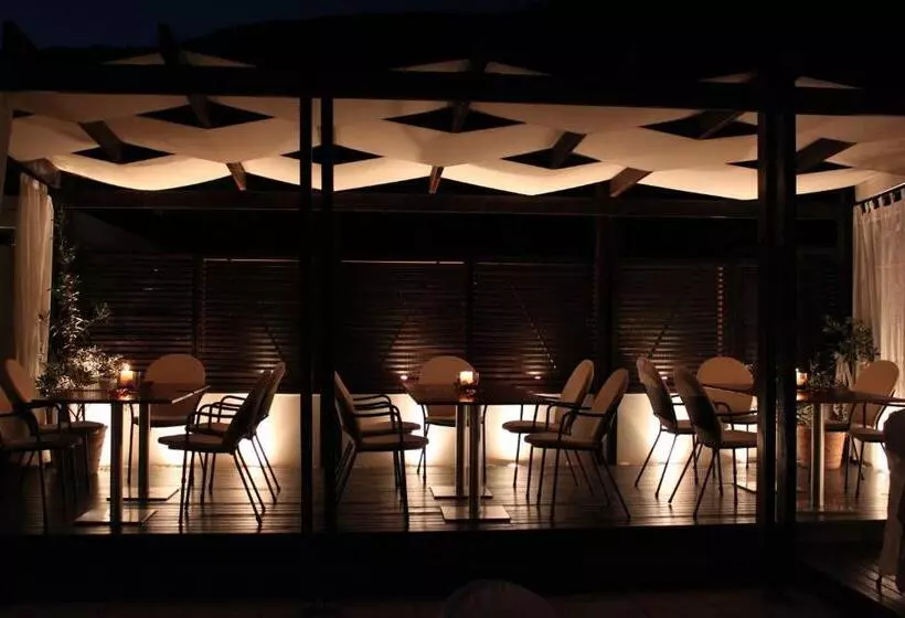 سوییت جونیور با چشم‌انداز دریا, Egnatia City Hotel & Spa