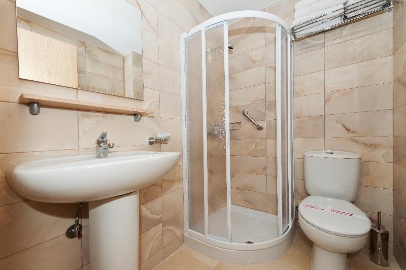 חדר סטודיו סטנדרד, Europa