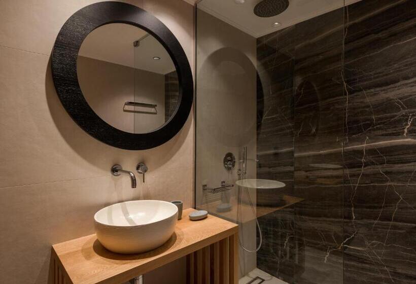 高级大房间, Ideon