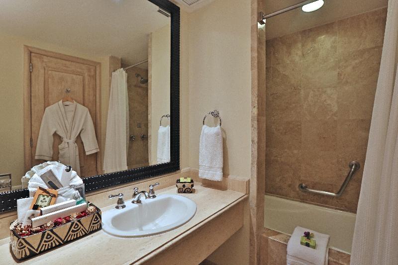 اتاق با نمای کوهستان کلاسیک, Real Intercontinental San Pedro Sula, An Ihg