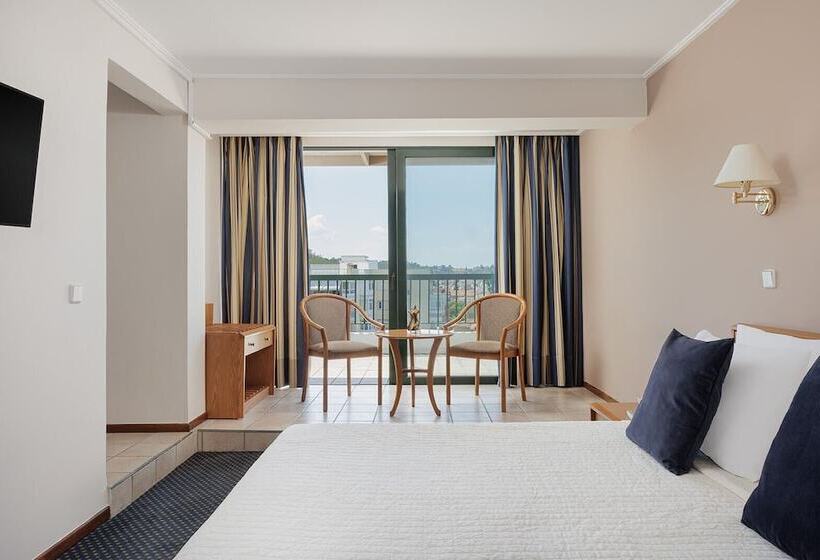 غرفة ديلوكس ذات إطلالة جانبية على البحر, Sun Beach