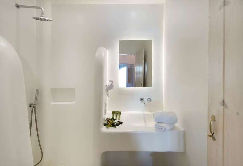 ベーシックルーム, Zefi Hotel & Suites