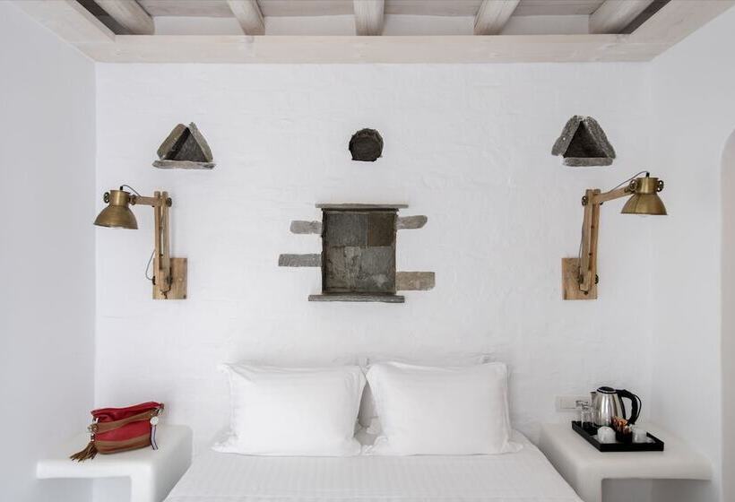 プールビューのプレミアムルーム, Zefi Hotel & Suites