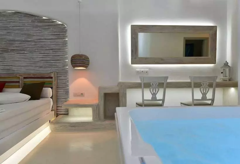 スーペリアースイート, Zefi Hotel & Suites