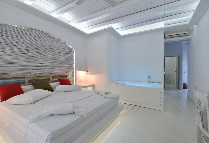 スーペリアースイート, Zefi Hotel & Suites