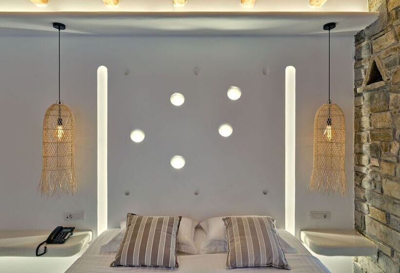 Полулюкс, Zefi Hotel & Suites