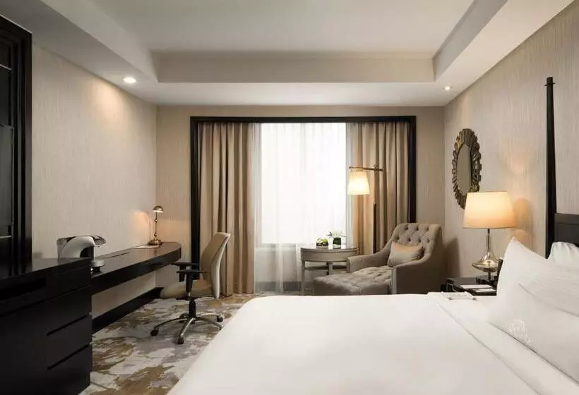 اتاق پرمیوم, Ayana Midplaza Jakarta
