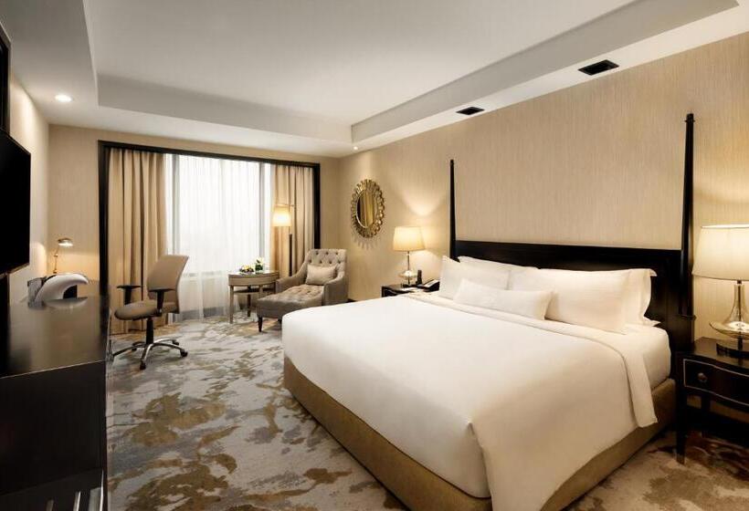 Quarto Executivo, Ayana Midplaza Jakarta