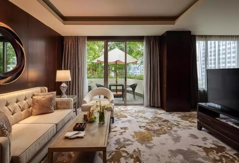 استودیو اجرایی, Ayana Midplaza Jakarta