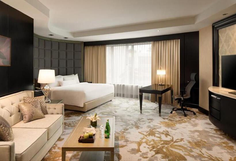 Студио Executive, Ayana Midplaza Jakarta