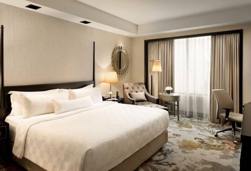 Quarto Executivo, Ayana Midplaza Jakarta