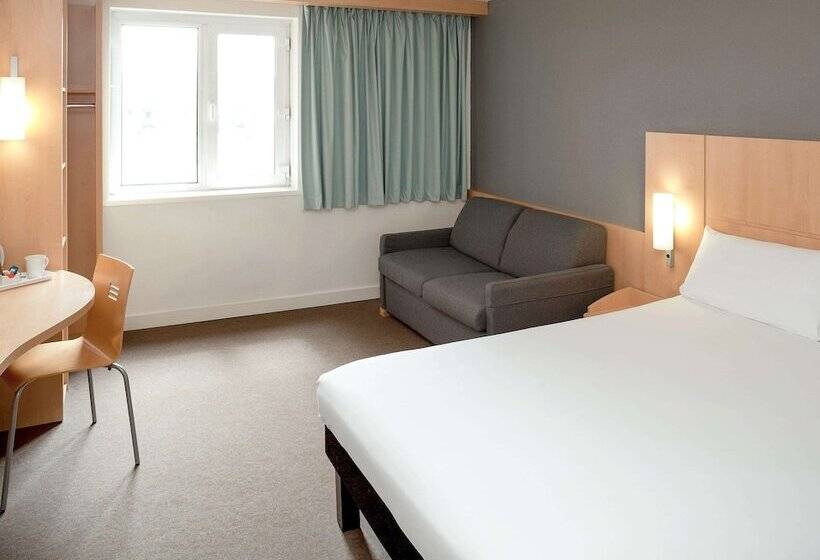 Номер Стандарт, Ibis Dublin