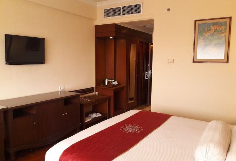 デラックスルーム, The Sunan Hotel Solo