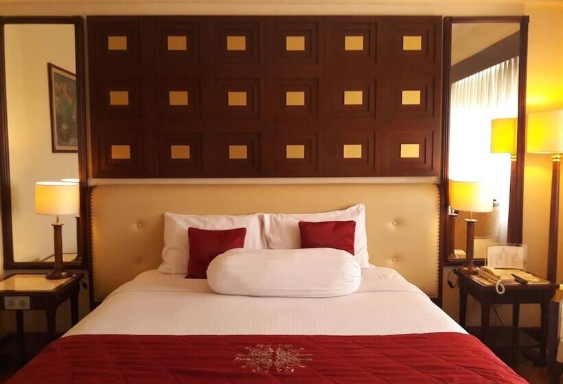 デラックスルーム, The Sunan Hotel Solo