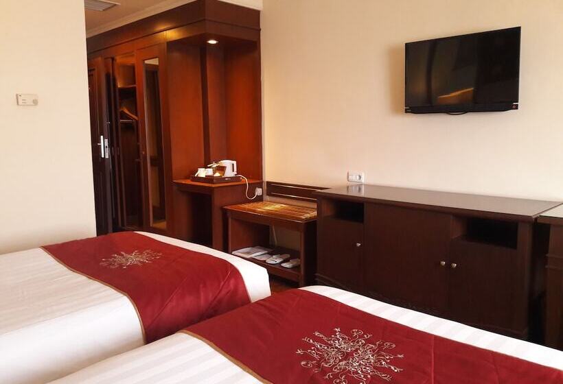 デラックスルーム, The Sunan Hotel Solo