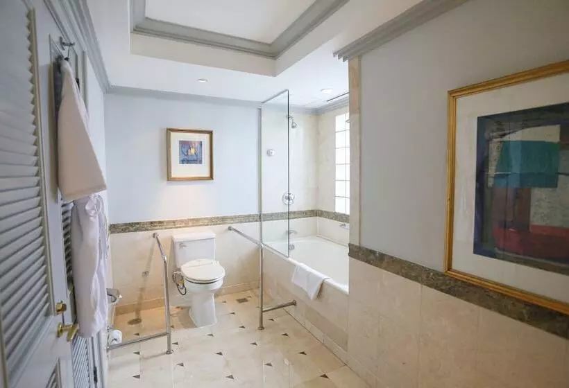 障害者適応デラックスルーム, Wyndham Casablanca Jakarta