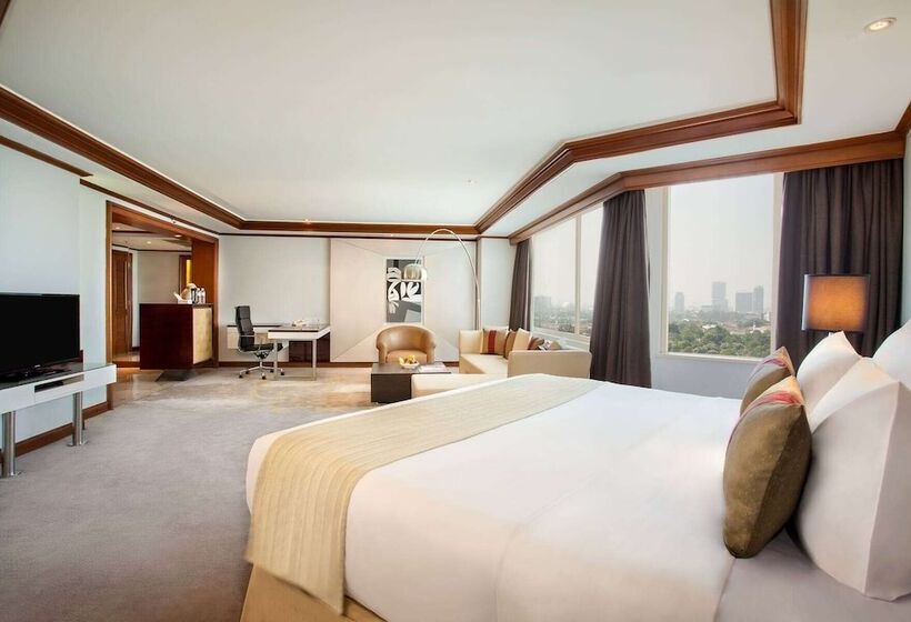 Номер Executive, Wyndham Casablanca Jakarta