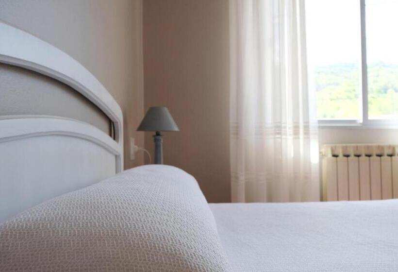 غرفة قياسية, La Terraza De Picos