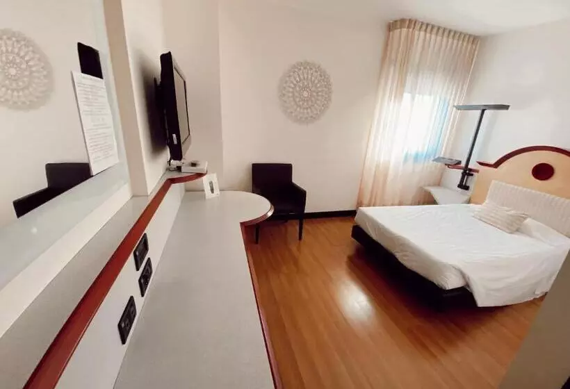 スタンダードシングルルーム, Best Western Hotel Solaf