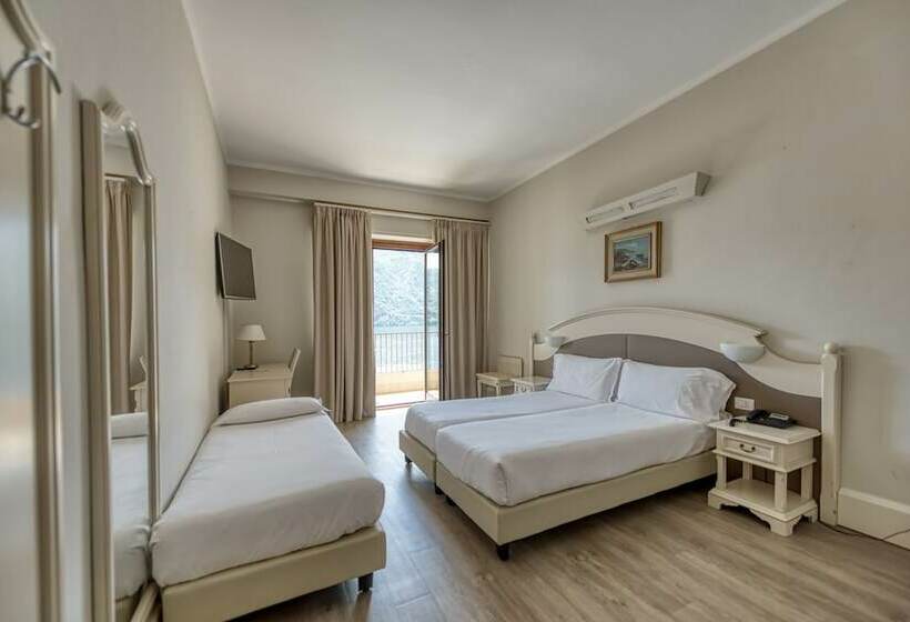 غرفة قياسية ثلاثية, Bazzoni