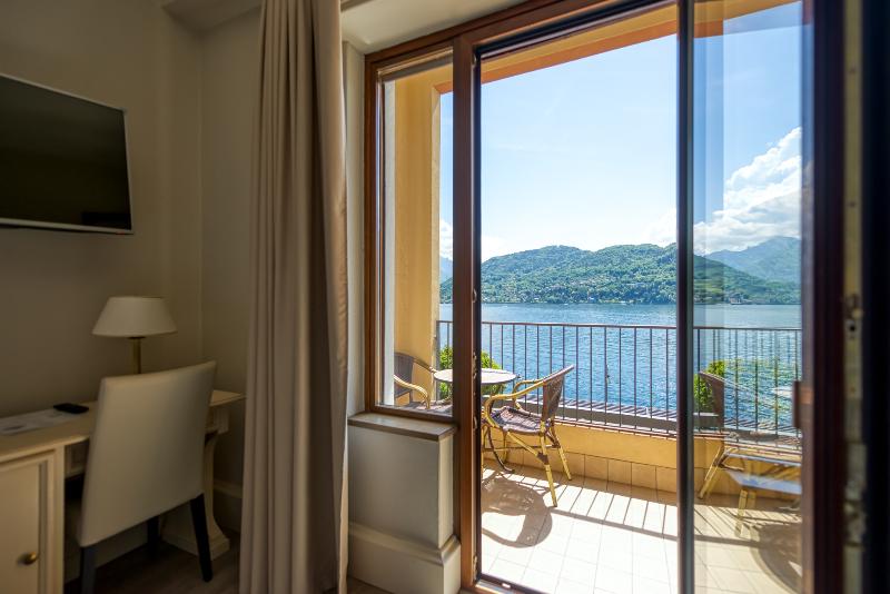 غرفة قياسية ثلاثية, Bazzoni