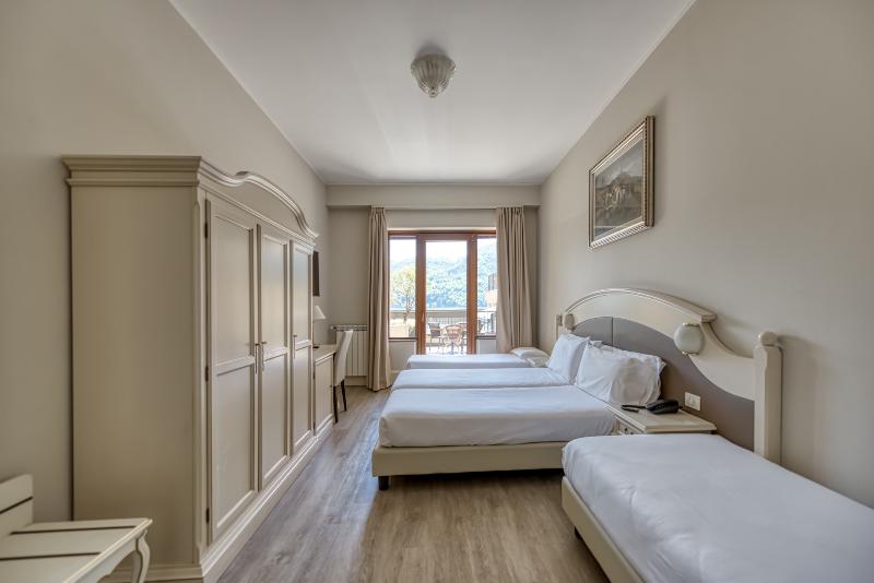 غرفة قياسية ثلاثية, Bazzoni