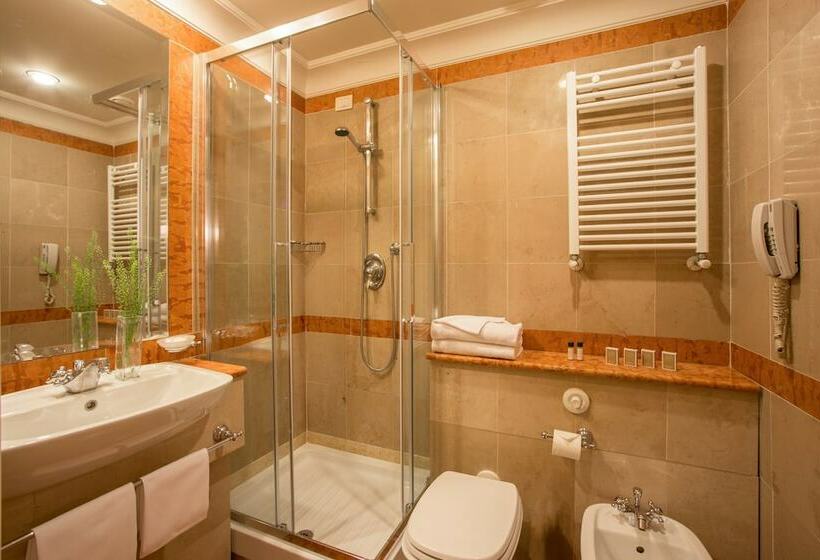 اتاق استاندارد یک نفره, Cristoforo Colombo