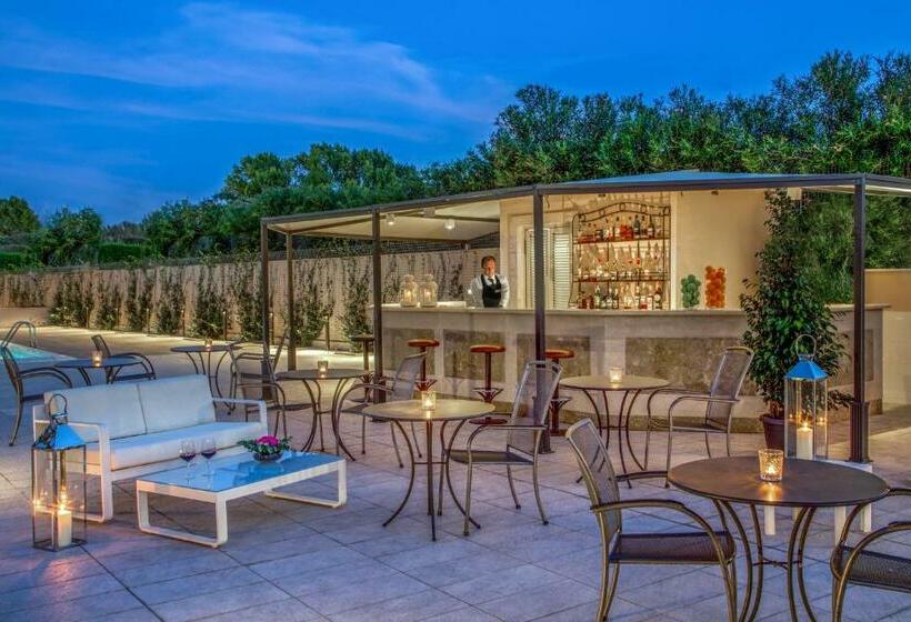 اتاق لوکس, Cristoforo Colombo