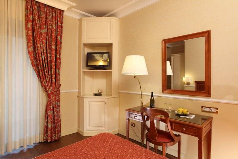 اتاق استاندارد سه نفره, Cristoforo Colombo