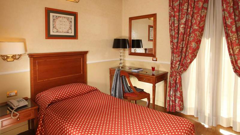 اتاق استاندارد یک نفره, Cristoforo Colombo