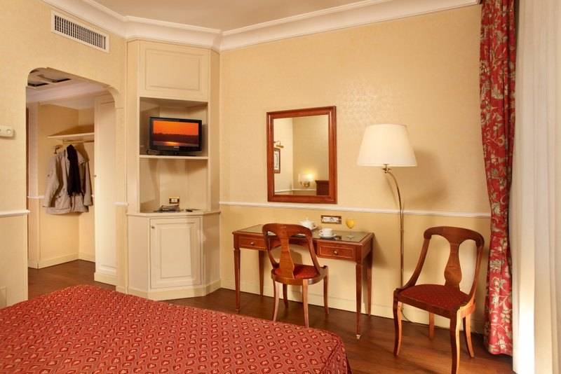 اتاق استاندارد یک نفره, Cristoforo Colombo