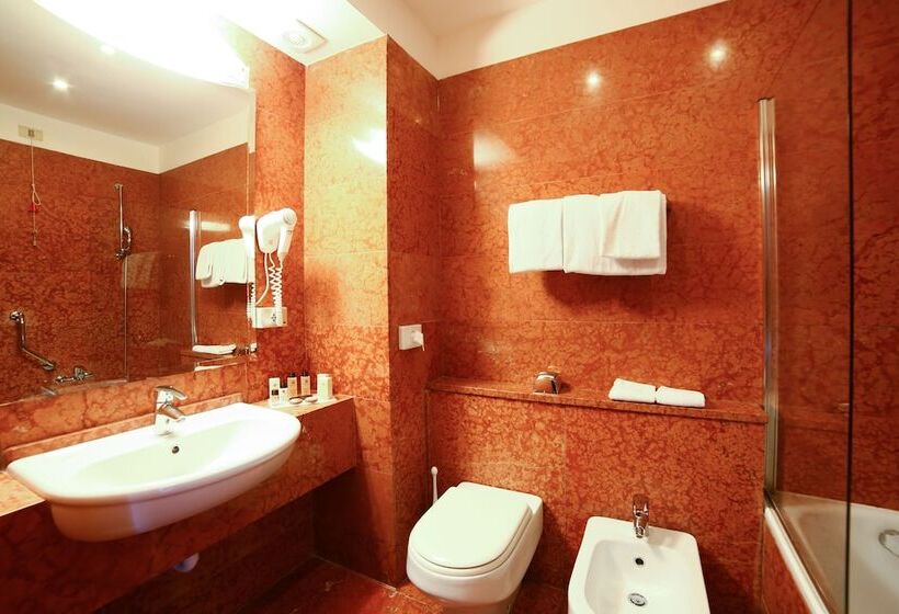 클래식 룸, Europa  Skypool & Panorama