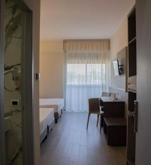スタンダード４人部屋, Jr Hotels Gate 7 Bologna