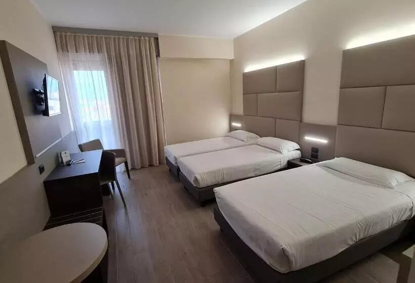 スタンダード４人部屋, Jr Hotels Gate 7 Bologna