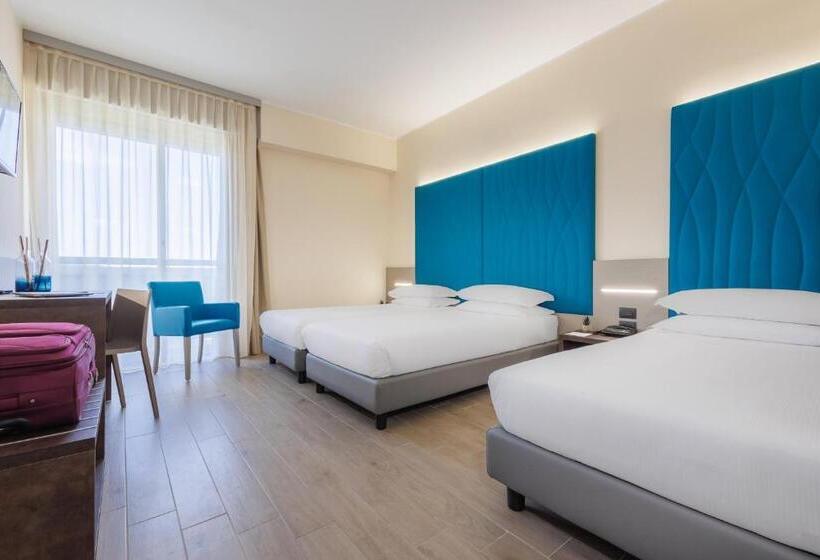 اتاق استاندارد سه نفره, Jr Hotels Gate 7 Bologna