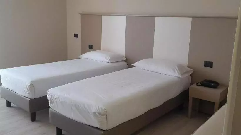 スタンダードルーム, Jr Hotels Gate 7 Bologna