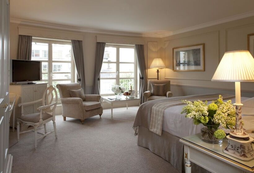 חדר סופריור, The Merrion