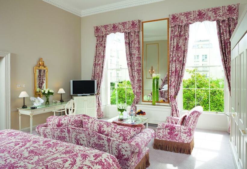 סוויטת ג'וניור, The Merrion